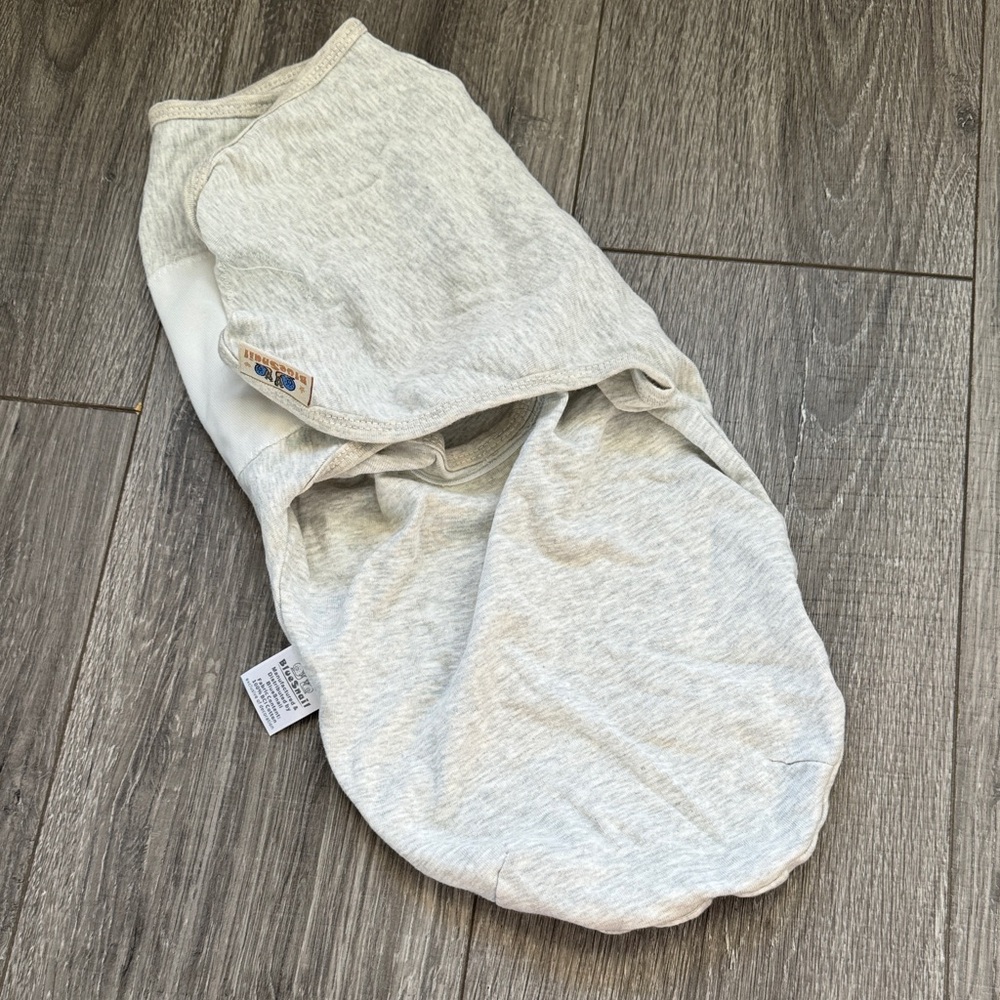 NWOT BlueSnail Gray Baby Swaddle Blanket